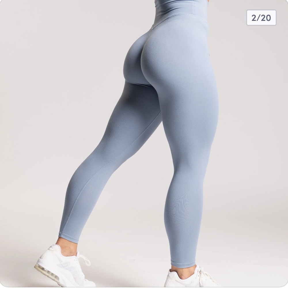 P'tula Sky Blue High-Rise Leggings